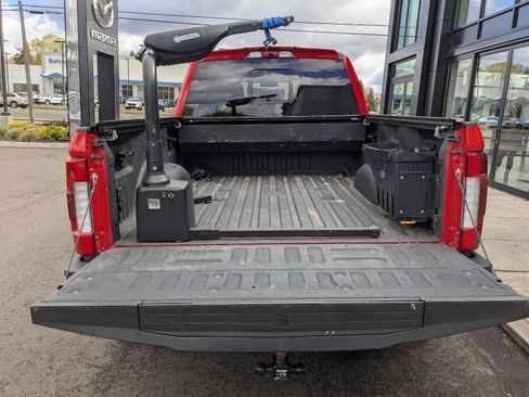 Used 2019 Ford F250 Lariat w/ Lariat Ultimate Package AWD/4WD image 11