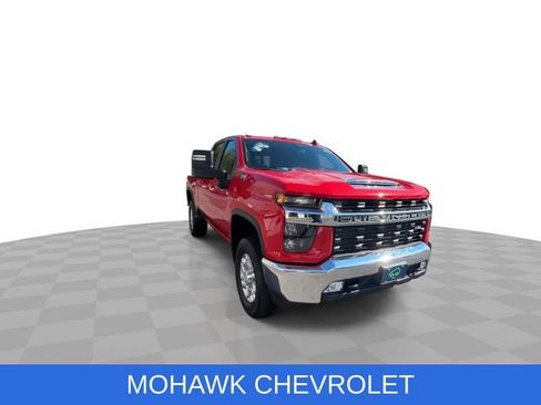 Used 2021 Chevrolet Silverado 3500 LT w/ Convenience Package AWD/4WD image 2