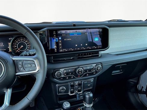 Used 2024 Jeep Wrangler Sahara image 6