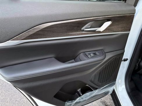 New 2025 Jeep Grand Cherokee Limited image 7