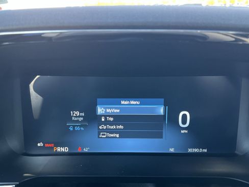 Used 2023 Ford F150 Lightning XLT image 17