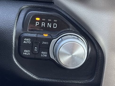 Used 2020 RAM 1500 Laramie image 32