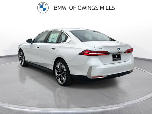 New 2026 BMW 530i xDrive 530i xDrive w/ Premium Package image 6