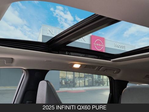 Certified 2025 INFINITI QX60 Pure image 23