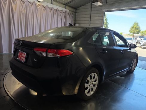 Used 2024 Toyota Corolla LE FWD image 3