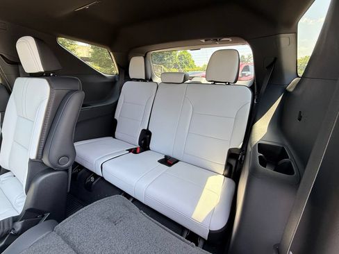 New 2026 Chevrolet Traverse High Country AWD/4WD image 27