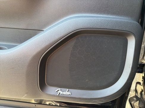 Used 2021 Nissan Titan PRO-4X w/ Pro-4x Convenience Package image 26