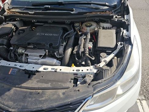 Used 2016 Chevrolet Cruze LS image 24