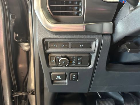 Used 2022 Ford F150 Lariat w/ Trailer Tow Package AWD/4WD image 24