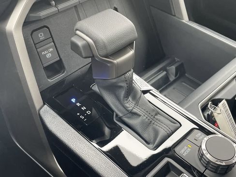 Used 2023 Toyota Tundra SR5 image 23