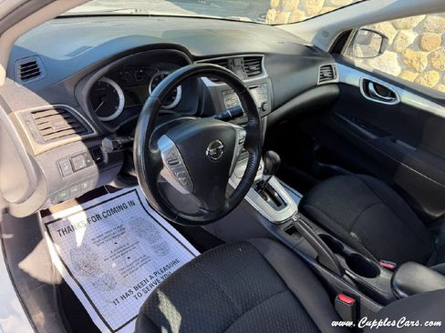 Used 2014 Nissan Sentra SR w/ SR Driver Package FWD image 4