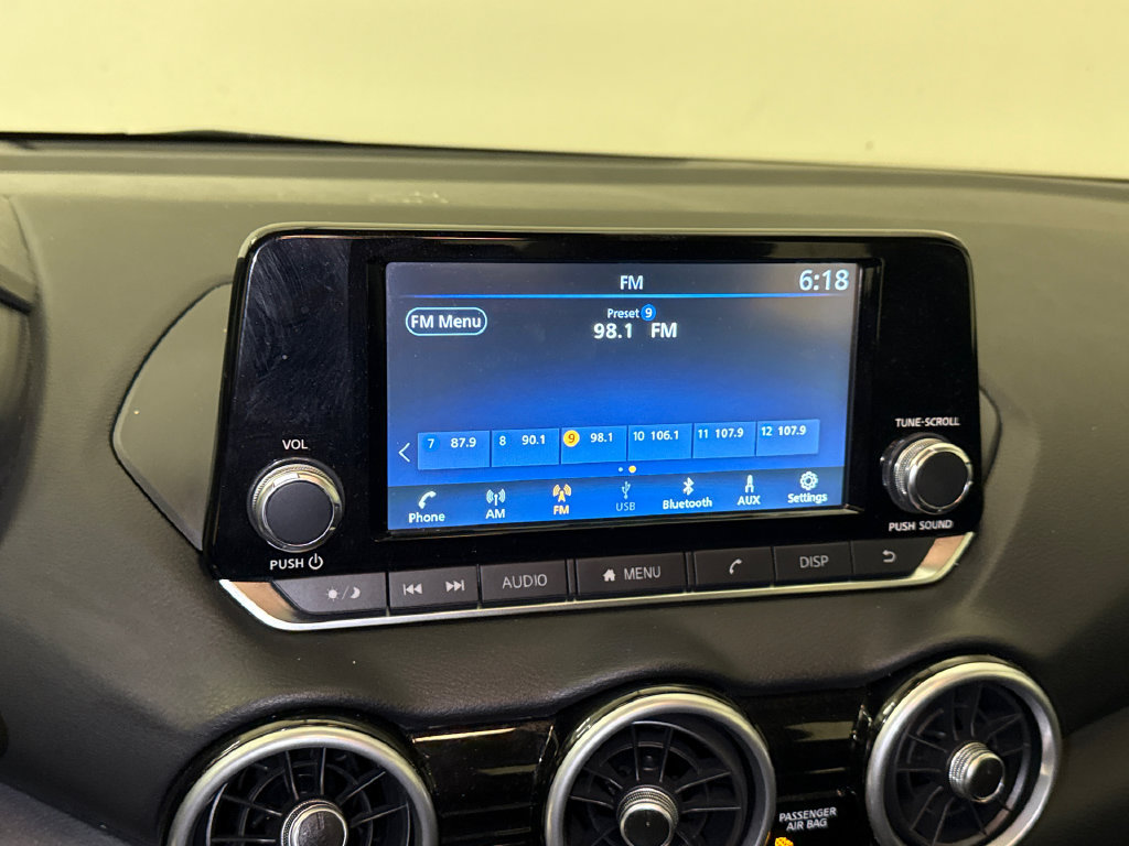 Used 2024 Nissan Sentra S w/ Lighting Package FWD image 21