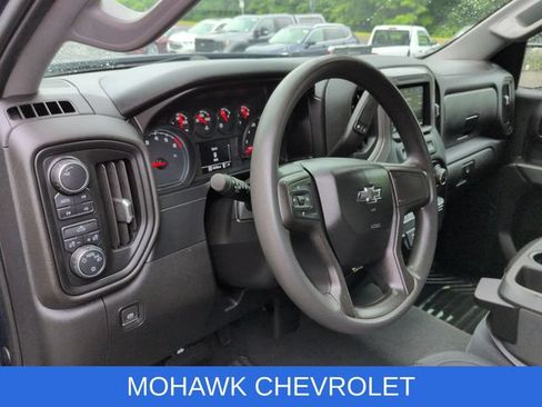 Used 2019 Chevrolet Silverado 1500 Custom Trail Boss w/ Custom Convenience Package AWD/4WD image 11
