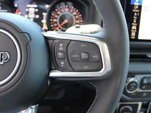New 2026 Jeep Wrangler Unlimited Sahara AWD/4WD image 21