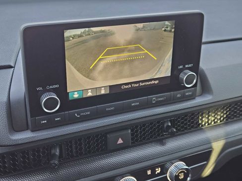 Used 2023 Honda CR-V LX image 16