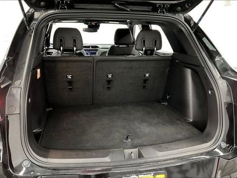 Used 2023 Chevrolet TrailBlazer RS FWD image 37