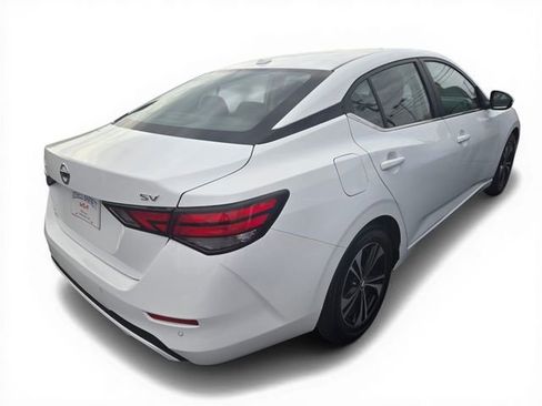 Used 2023 Nissan Sentra SV image 13