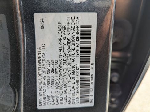 Used 2025 Honda Civic Sport image 34