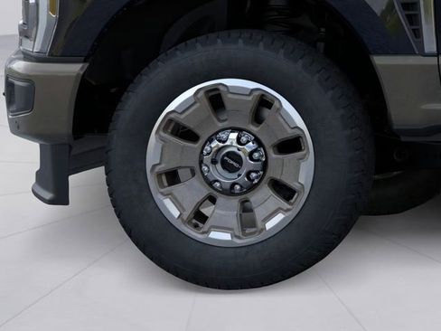 New 2026 Ford F250 King Ranch w/ FX4 Off-Road Package image 41