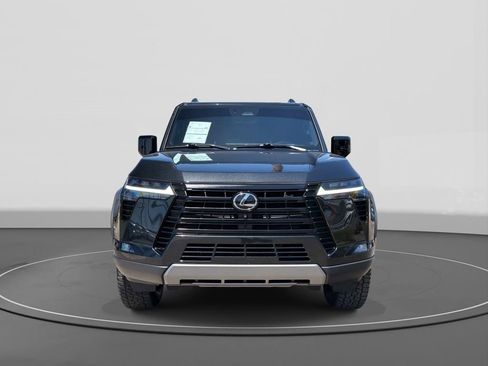Used 2024 Lexus GX 550 AWD/4WD image 3