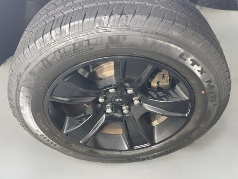 Used 2023 RAM 1500 Big Horn AWD/4WD image 11