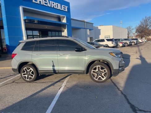 Used 2022 Honda Passport Elite image 2