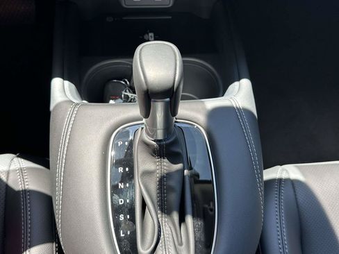 Used 2026 Honda HR-V EX-L image 17