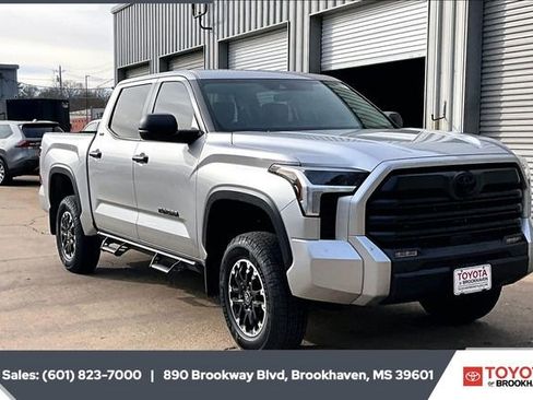 Used 2024 Toyota Tundra SR5 image 2