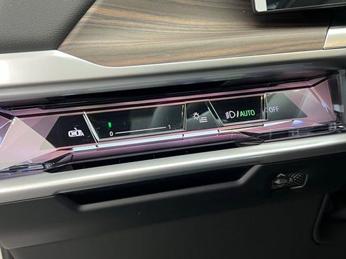 New 2026 BMW 760i xDrive 760i xDrive w/ Executive Package image 20