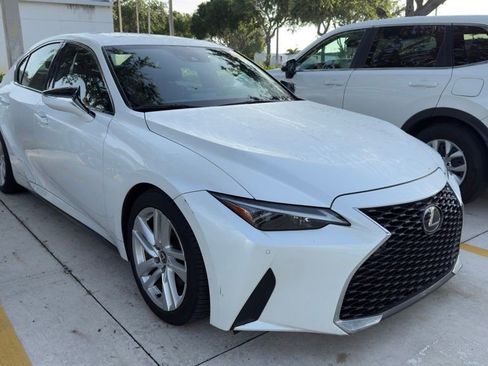 Used 2023 Lexus IS 300 w/ Comfort Package RWD image 2
