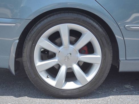 Used 2005 INFINITI Q45 w/ (P01) Premium Pkg image 32