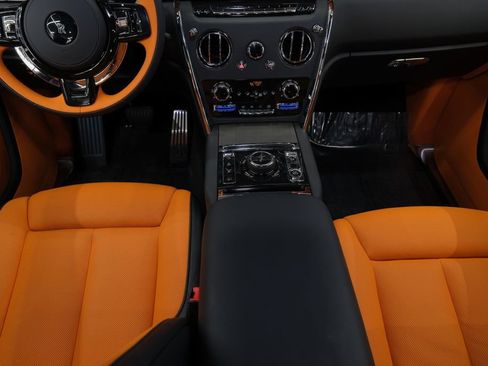 Used 2026 Rolls-Royce Cullinan AWD/4WD image 51