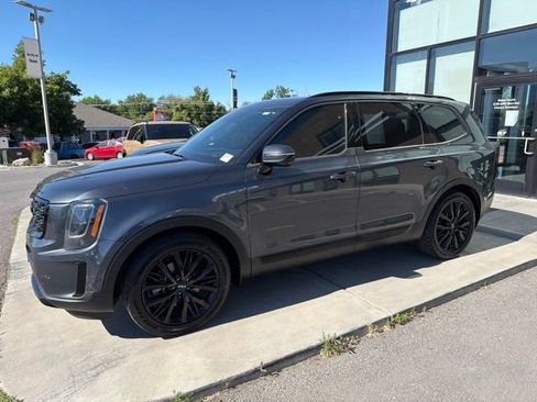 Used 2021 Kia Telluride SX w/ SX Prestige Package AWD/4WD image 2
