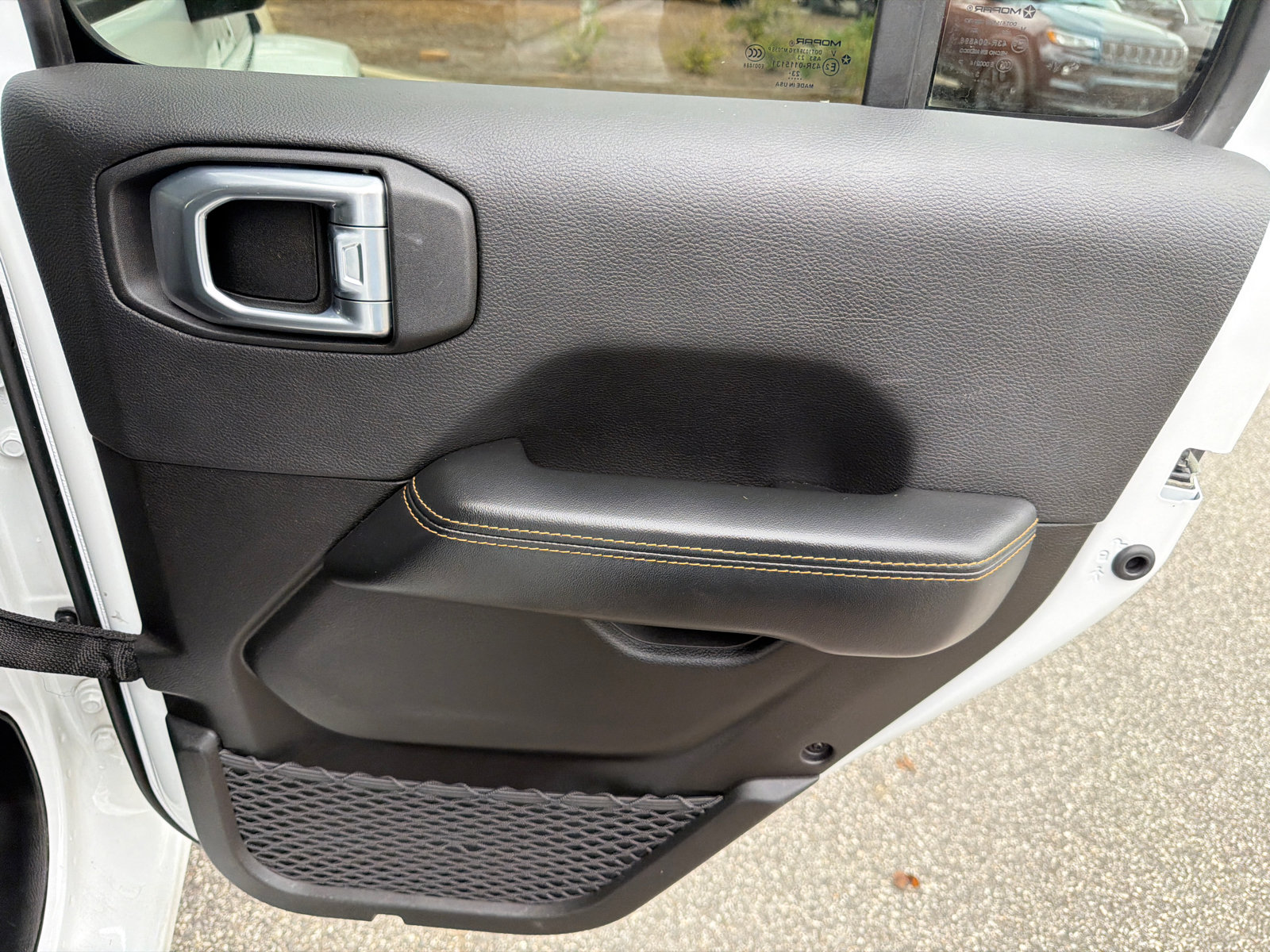 Used 2024 Jeep Wrangler Unlimited Sahara AWD/4WD image 18
