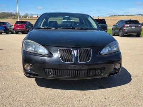 Used 2007 Pontiac Grand Prix GXP w/ Sun And Sound Package FWD image 25