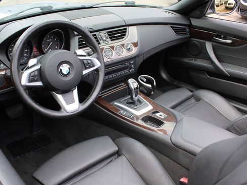 Used 2011 BMW Z4 sDrive35i RWD image 15