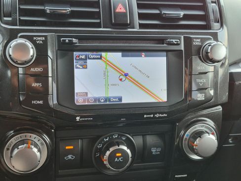 Used 2019 Toyota 4Runner TRD Off-Road Premium AWD/4WD image 26