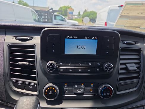 New 2024 Ford Transit 250 148 Medium Roof image 34