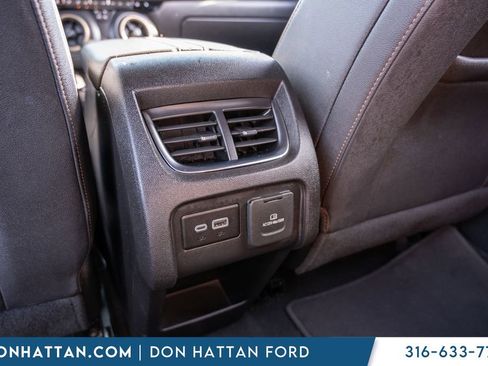 Used 2024 Chevrolet Blazer Premier image 24