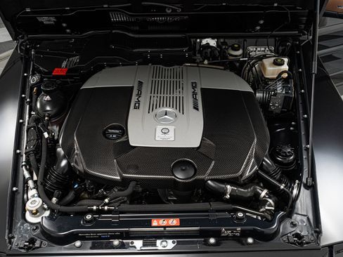 Used 2018 Mercedes-Benz G 65 AMG 4MATIC image 12