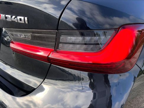 Used 2025 BMW M340i w/ Premium Package RWD image 30