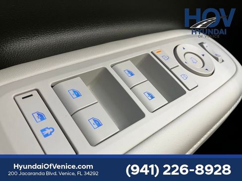Used 2024 Hyundai Santa Fe Calligraphy image 28