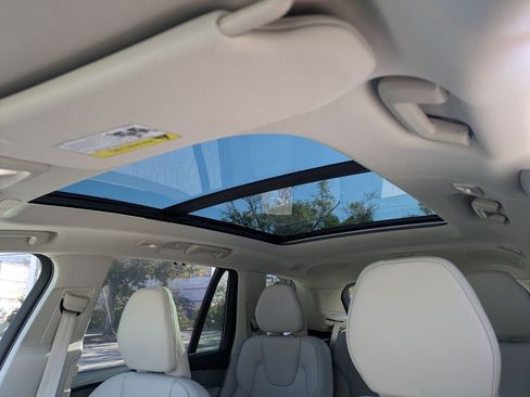 New 2026 Volvo XC90 B6 Ultra w/ Protection Package Premier AWD/4WD image 26