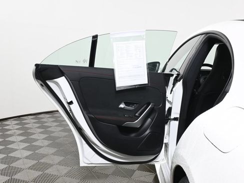 Certified 2024 Mercedes-Benz CLA 250 4MATIC image 27