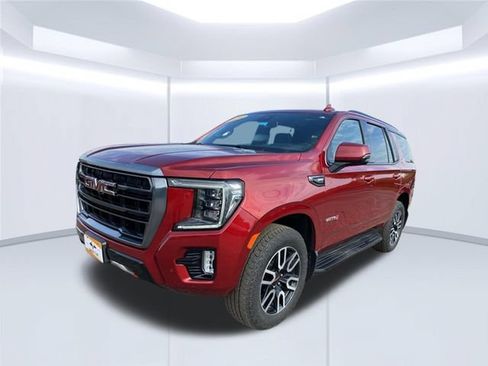Certified 2024 GMC Yukon AT4 w/ Technology Package AWD/4WD image 13