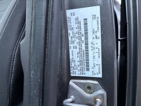 Used 2014 Ford Escape SE image 9