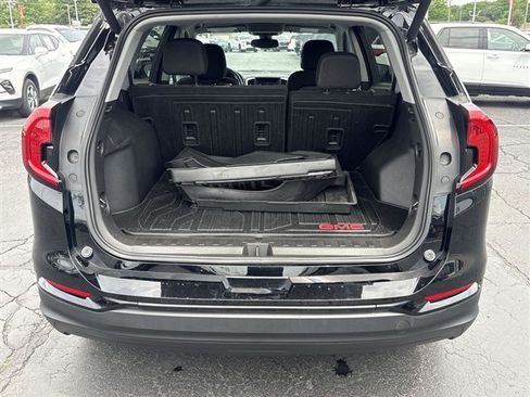 Certified 2023 GMC Terrain SLE w/ Driver Convenience Package FWD image 24