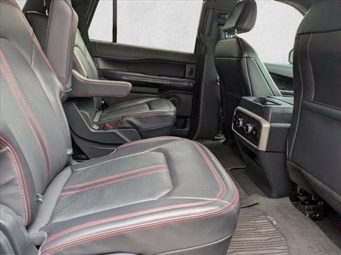 Used 2023 Ford Expedition Limited image 27