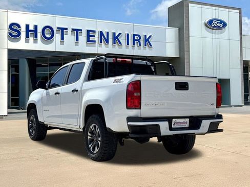 Used 2022 Chevrolet Colorado Z71 AWD/4WD image 6