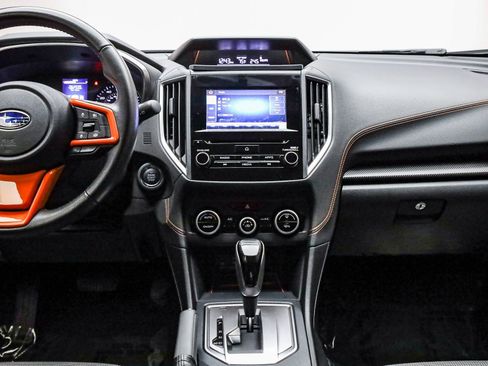 Used 2023 Subaru Crosstrek 2.0i Premium image 14